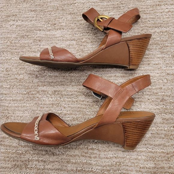 Franco Sarto Wedge - Picture 9 of 11